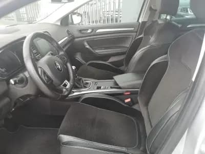 Vendo Renault Mégane 2019 - 17900 EUR, 96000 km - AUTO.MOTO.pt