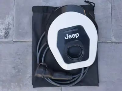 Sell Jeep Compass 2020 - 22990 EUR, 79241 km - AUTO.MOTO.pt