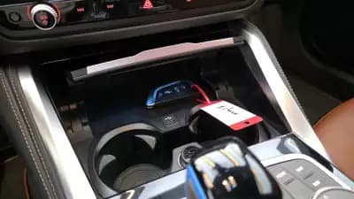 Vendo BMW i4 2022 - 55900 EUR, 33929 km - AUTO.MOTO.pt