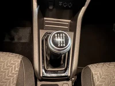 Vendo Renault Clio 2023 - 16250 EUR, 68855 km - AUTO.MOTO.pt