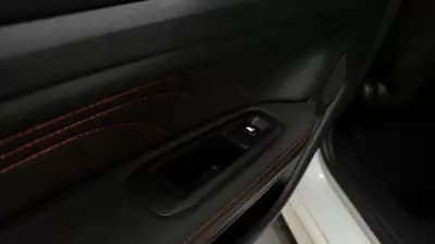 Vendo Peugeot 308 SW 2017 - 13990 EUR, 170902 km - AUTO.MOTO.pt