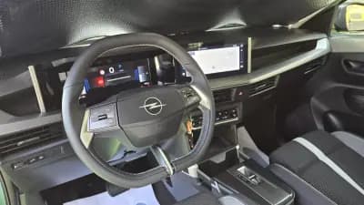 Vendo Opel Frontera 2025 - 23850 EUR, 8500 km - AUTO.MOTO.pt