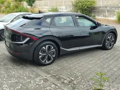 Vendo Kia EV6 2024 - 39490 EUR, 22680 km - AUTO.MOTO.pt