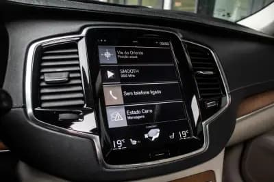 Sell Volvo XC 90 2016 - 24990 EUR, 206775 km - AUTO.MOTO.pt