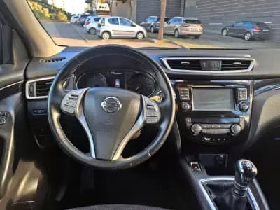 Vendo Nissan Qashqai 2014 - 13700 EUR, 150000 km - AUTO.MOTO.pt