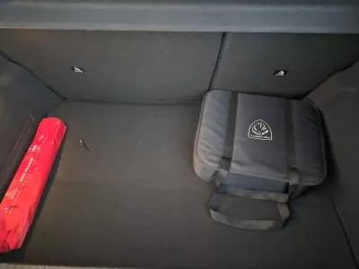 Sell Peugeot e-208 2022 - 18999 EUR, 14864 km - AUTO.MOTO.pt