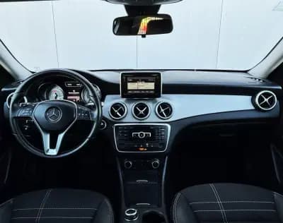 Sell Mercedes-Benz GLA 200 2015 - 20750 EUR, 124000 km - AUTO.MOTO.pt