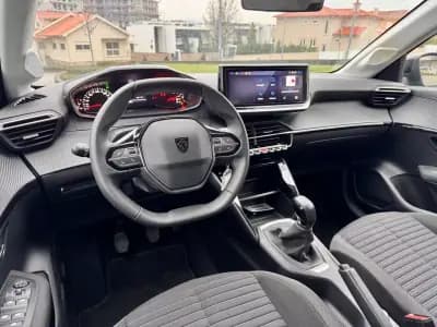 Sell Peugeot 208 2024 - 17990 EUR, 1500 km - AUTO.MOTO.pt