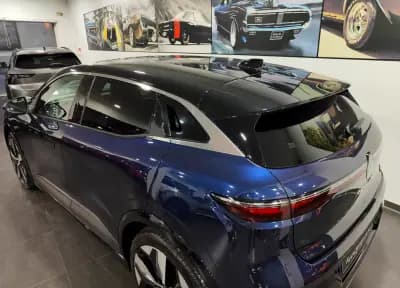 Vendo Renault Mégane E-Tech 2023 - 26500 EUR, 45000 km - AUTO.MOTO.pt