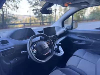Sell Peugeot Partner 2022 - 14500 EUR, 132662 km - AUTO.MOTO.pt
