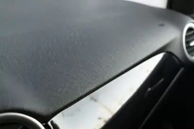 Sell Opel Adam 2017 - 11400 EUR, 77000 km - AUTO.MOTO.pt