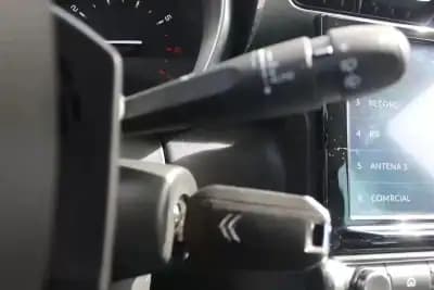 Sell Citroën C3 Aircross 2024 - 19980 EUR, 24174 km - AUTO.MOTO.pt