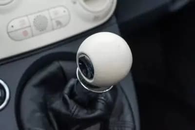 Sell Fiat 500C 2017 - 14500 EUR, 39620 km - AUTO.MOTO.pt