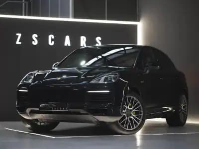 Vendo Porsche Cayenne Coupé 2023 - 104990 EUR, 18500 km - AUTO.MOTO.pt