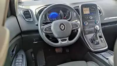 Vendo Renault Scénic 2017 - 12990 EUR, 172302 km - AUTO.MOTO.pt