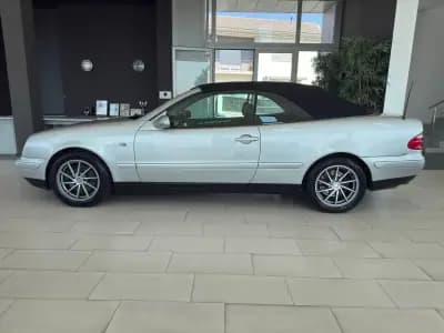 Vendo Mercedes-Benz CLK 230 1999 - 9990 EUR, 111847 km - AUTO.MOTO.pt
