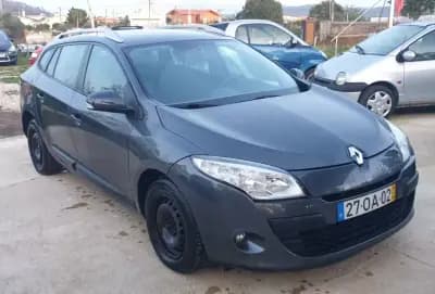 Sell Renault Mégane Sport Tourer 2011 - 4990 EUR, 301000 km - AUTO.MOTO.pt