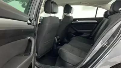 Vendo Volkswagen Passat 2016 - 10999 EUR, 190000 km - AUTO.MOTO.pt