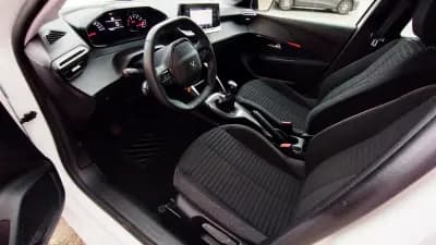 Sell Peugeot 208 2022 - 13999 EUR, 47000 km - AUTO.MOTO.pt