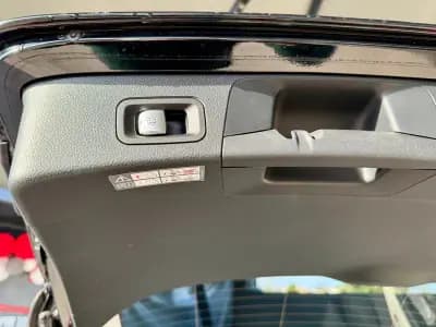 Sell Mercedes-Benz C 220 2015 - 19990 EUR, 261570 km - AUTO.MOTO.pt