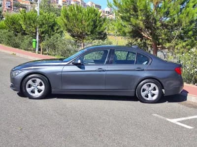 Vendo BMW 320 2013 - 15980 EUR, 161500 km - AUTO.MOTO.pt