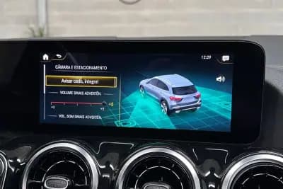 Vendo Mercedes-Benz GLA 250 2022 - 34950 EUR, 58115 km - AUTO.MOTO.pt