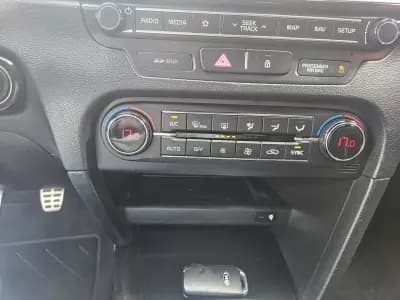 Vendo Kia ProCeed 2020 - 17400 EUR, 119400 km - AUTO.MOTO.pt