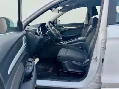 Vendo MG ZS 2022 - 19450 EUR, 31348 km - AUTO.MOTO.pt