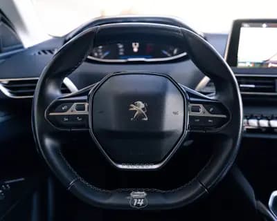 Sell Peugeot 3008 2019 - 17990 EUR, 149900 km - AUTO.MOTO.pt