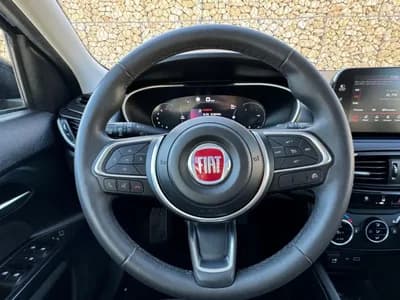 Sell Fiat Tipo 2021 - 14480 EUR, 83050 km - AUTO.MOTO.pt