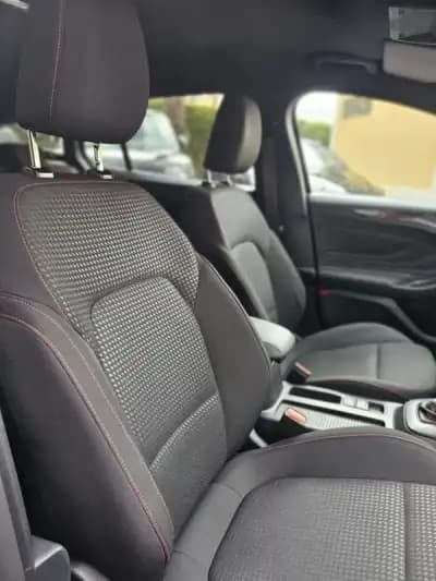 Sell Ford Focus SW 2021 - 19890 EUR, 20000 km - AUTO.MOTO.pt