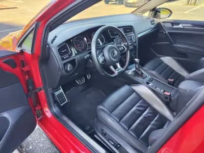 Vendo Volkswagen Golf 2012 - 18480 EUR, 207000 km - AUTO.MOTO.pt