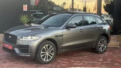 Vendo Jaguar F-Pace 2018 - 24990 EUR, 165000 km - AUTO.MOTO.pt