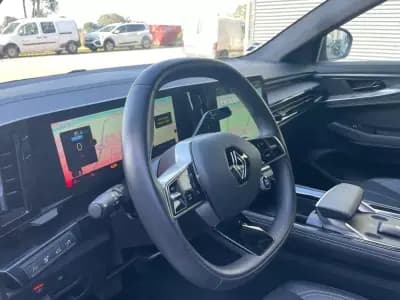 Vendo Renault Austral 2023 - 31000 EUR, 11000 km - AUTO.MOTO.pt