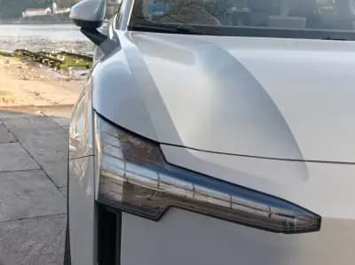 Sell Volvo EX30 2024 - 32900 EUR, 23500 km - AUTO.MOTO.pt