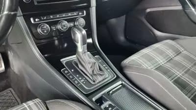 Vendo Volkswagen Golf 2014 - 16990 EUR, 117000 km - AUTO.MOTO.pt