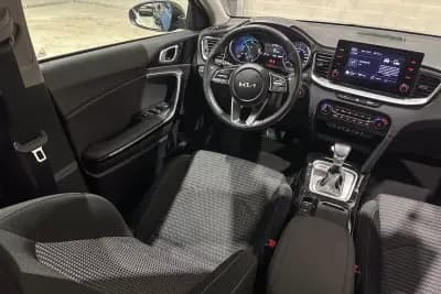 Sell Kia XCeed 2022 - 22450 EUR, 23900 km - AUTO.MOTO.pt