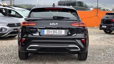 Sell Kia XCeed 2024 - 21000 EUR, 16850 km - AUTO.MOTO.pt