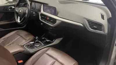 Vendo BMW 116 2022 - 24490 EUR, 89728 km - AUTO.MOTO.pt