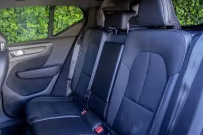 Vendo Volvo XC 40 2020 - 28900 EUR, 133266 km - AUTO.MOTO.pt