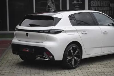 Vendo Peugeot 308 2022 - 22900 EUR, 133639 km - AUTO.MOTO.pt