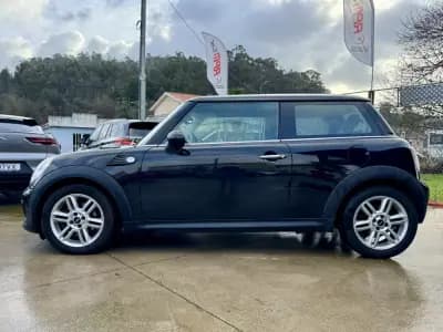 Vendo MINI Cooper 2012 - 9750 EUR, 170000 km - AUTO.MOTO.pt