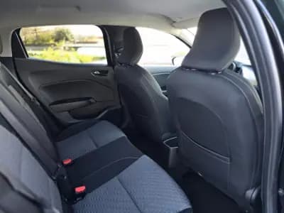 Vendo Renault Clio 2023 - 14750 EUR, 24600 km - AUTO.MOTO.pt