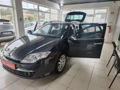 Sell Renault Laguna Break 2009 - 8450 EUR, 105000 km - AUTO.MOTO.pt