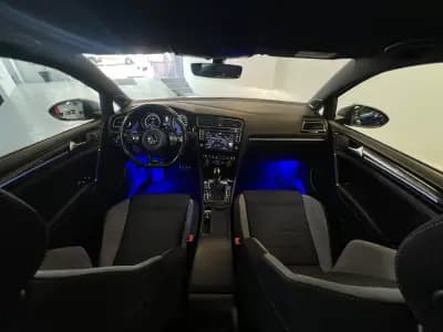 Vendo Volkswagen Golf 2016 - 26990 EUR, 127000 km - AUTO.MOTO.pt