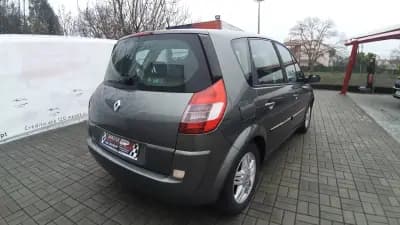 Vendo Renault Scénic 2004 - 3780 EUR, 154526 km - AUTO.MOTO.pt
