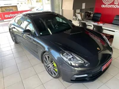 Sell Porsche Panamera 2018 - 60500 EUR, 104962 km - AUTO.MOTO.pt