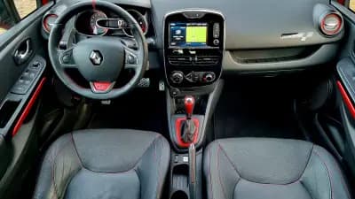 Sell Renault Clio 2014 - 17700 EUR, 146000 km - AUTO.MOTO.pt