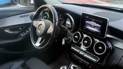 Vendo Mercedes-Benz C 200 2015 - 15490 EUR, 230000 km - AUTO.MOTO.pt