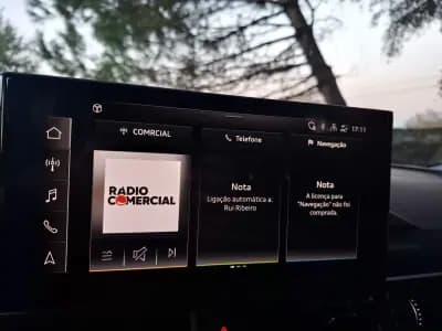 Vendo Audi A4 Avant 2023 - 35900 EUR, 56500 km - AUTO.MOTO.pt